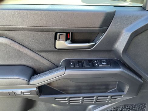 Used 2024 Toyota Tacoma TRD Off-Road AWD/4WD image 16