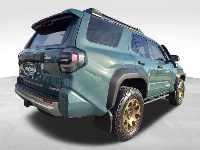 Used 2025 Toyota 4Runner Trailhunter AWD/4WD image 17