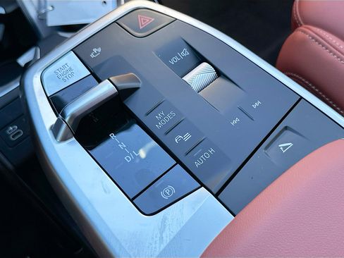 New 2026 BMW X1 xDrive28i w/ Convenience Package image 14