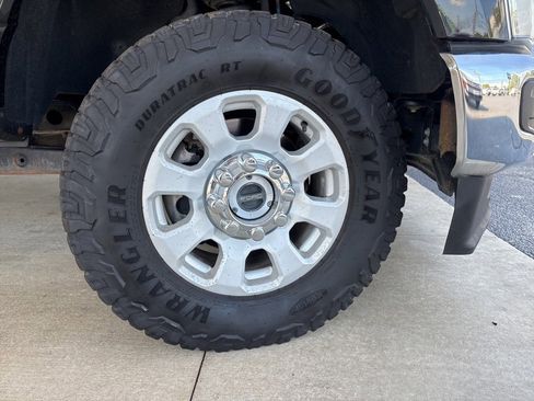 Used 2023 Ford F250 XLT image 33