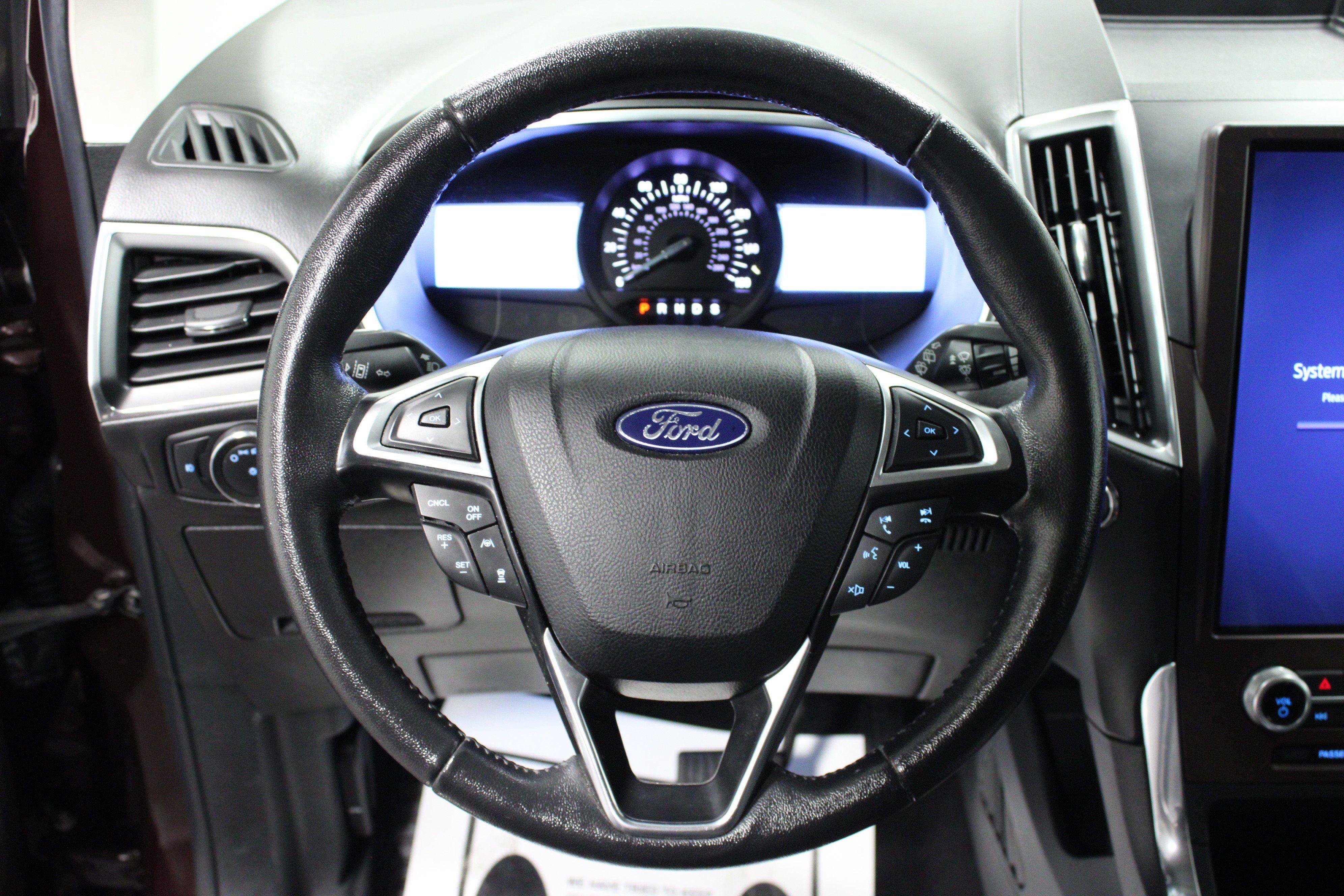 Used 2021 Ford Edge Titanium AWD/4WD image 17