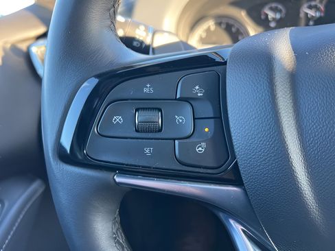 Used 2023 Buick Enclave Essence w/ Experience Buick Package image 21