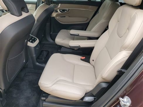 Used 2025 Volvo XC90 T8 Ultra image 27