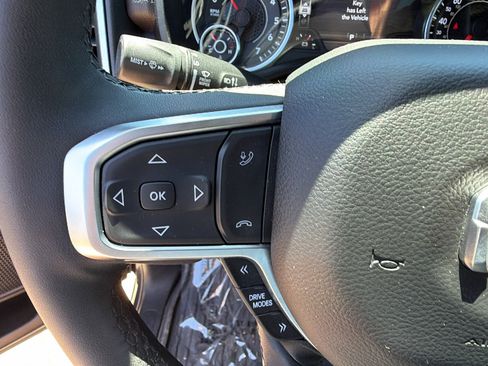 Certified 2025 RAM 1500 Big Horn AWD/4WD image 26
