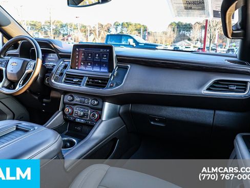 Used 2024 Chevrolet Tahoe LT image 32