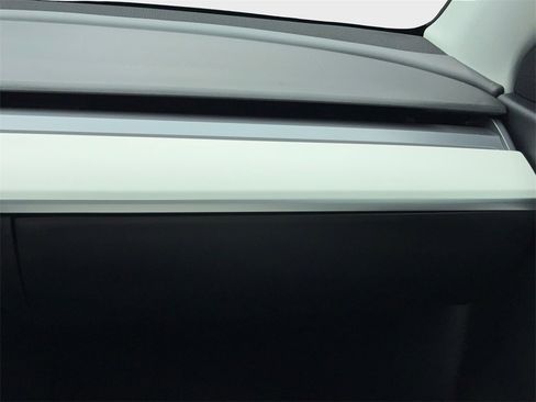 Used 2021 Tesla Model Y 2WD image 20