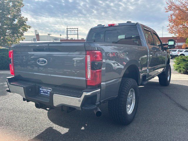Used 2026 Ford F350 Lariat AWD/4WD image 3