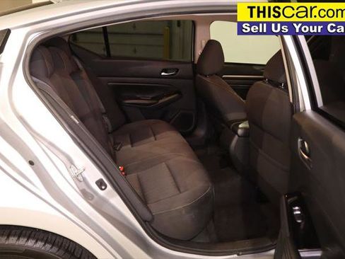 Used 2021 Nissan Altima 2.5 SV FWD image 24