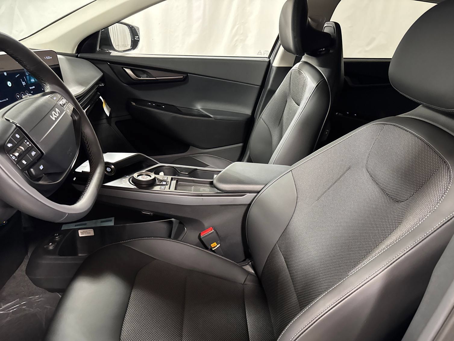 New 2026 Kia EV6 Light AWD/4WD image 3