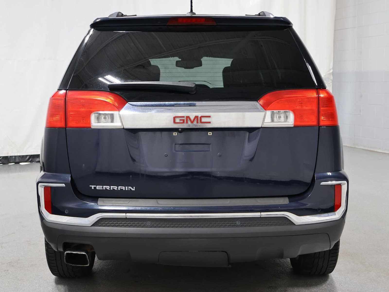 Used 2016 GMC Terrain SLT w/ Open Road Package FWD image 4
