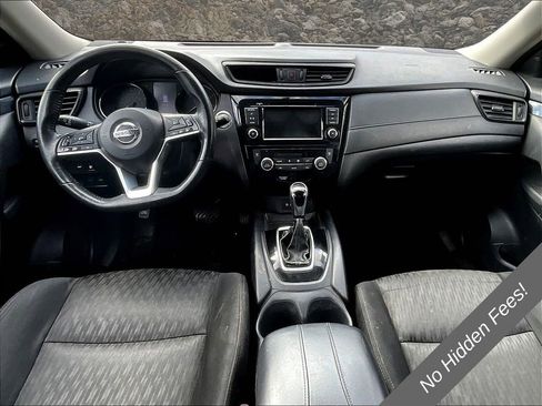 Used 2018 Nissan Rogue SV AWD/4WD image 14