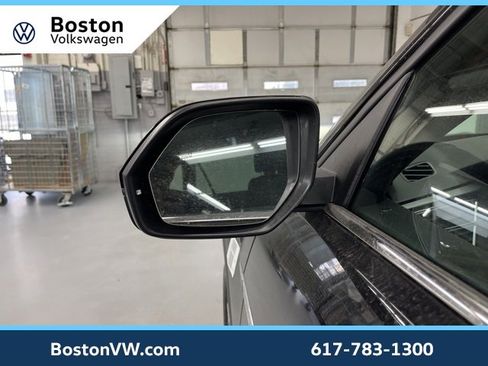 New 2026 Volkswagen Atlas Cross Sport SE image 13