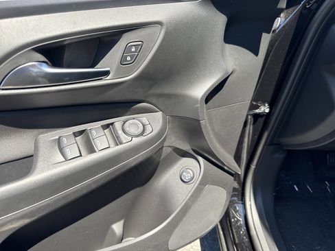 New 2026 Buick Envista Preferred w/ Convenience I Package FWD image 11