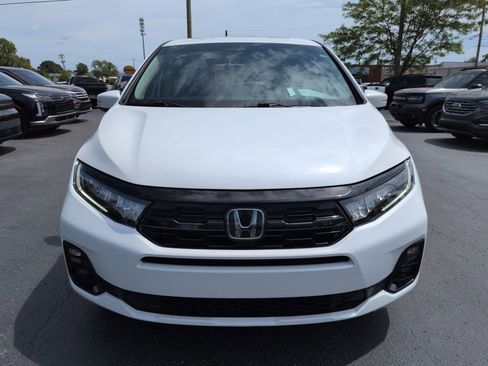 Used 2025 Honda Odyssey Elite image 8