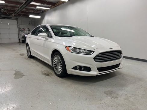 Used 2016 Ford Fusion Titanium image 4