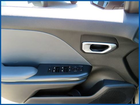 Used 2025 Kia K4 FWD image 12