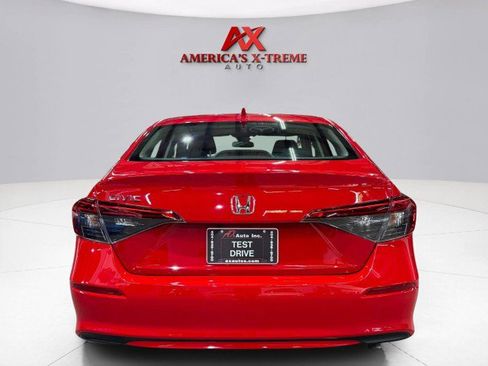 Used 2022 Honda Civic LX image 5