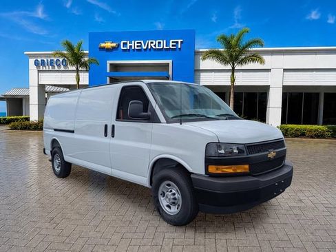 New 2026 Chevrolet Express 2500 Extended RWD image 1