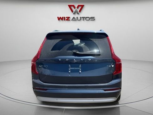 Used 2022 Volvo XC90 T6 Momentum w/ Advanced Package AWD/4WD image 4