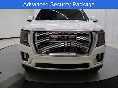 Used 2024 GMC Yukon XL Denali AWD/4WD image 7