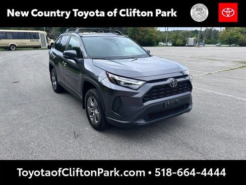 Used 2023 Toyota RAV4 XLE AWD/4WD image 1