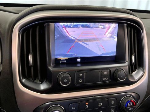 Used 2019 GMC Canyon SLE w/ Elevation Edition image 21