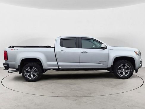 Used 2018 Chevrolet Colorado Z71 AWD/4WD image 6