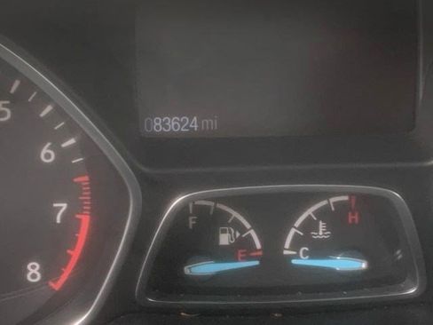 Used 2017 Ford Escape Titanium FWD image 11