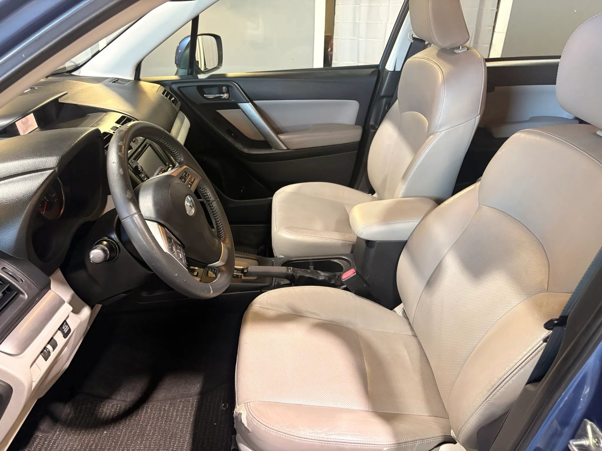 Used 2015 Subaru Forester 2.5i Limited AWD/4WD image 9