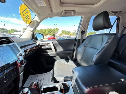 Used 2021 Toyota 4Runner Limited AWD/4WD image 48