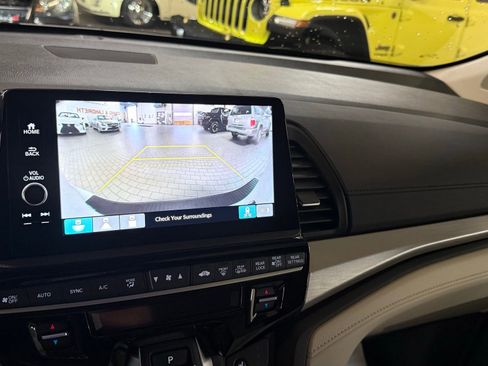 Used 2025 Honda Odyssey EX-L image 38