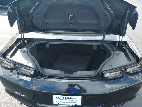 Used 2022 Chevrolet Camaro ZL1 RWD image 28