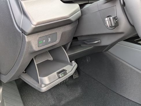 New 2026 Audi Q3 quattro 2.0T AWD/4WD image 10