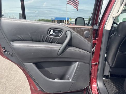 Used 2023 Nissan Armada Platinum w/ Captain's Chairs Package AWD/4WD image 32
