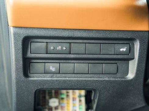 Used 2024 Mitsubishi Outlander SEL image 42