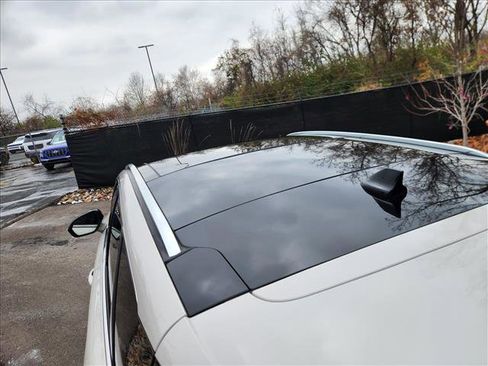 Used 2022 Lincoln Corsair Grand Touring w/ Elements Technology Bundle image 25