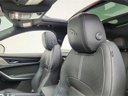 Used 2025 Jaguar F-PACE R-Dynamic S image 31
