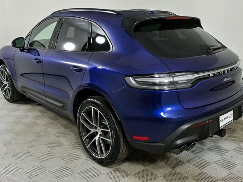 Used 2026 Porsche Macan AWD/4WD image 3