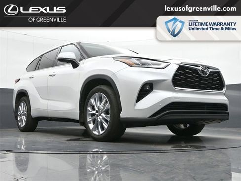 Used 2024 Toyota Highlander Limited image 36