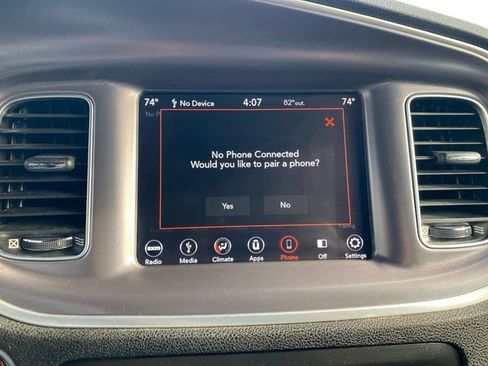 Used 2019 Dodge Charger SXT image 25