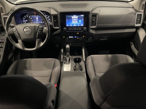 Used 2023 Nissan Frontier SV w/ SV Convenience Package AWD/4WD image 16