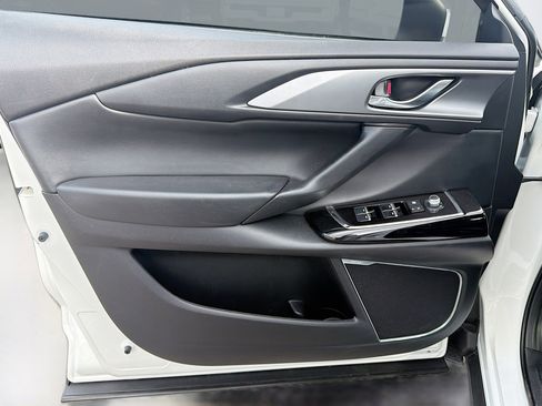 Used 2022 MAZDA CX-9 Touring w/ Touring Premium Package image 22