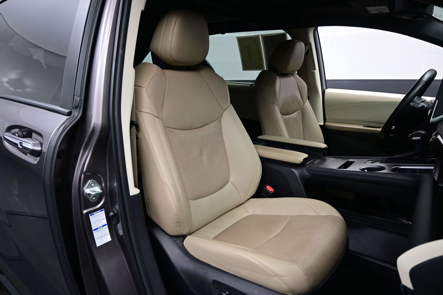 Used 2022 Toyota Sienna Limited AWD/4WD image 13