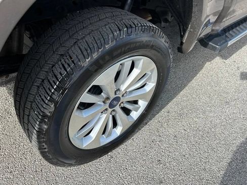 Used 2016 Ford F150 Lariat w/ Equipment Group 501A Mid AWD/4WD image 20