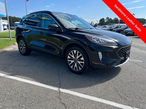 Used 2020 Ford Escape Titanium AWD/4WD image 7