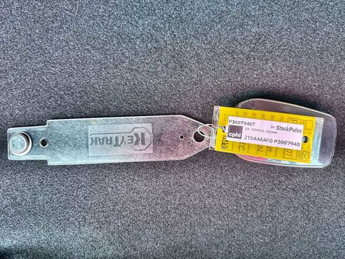 Used 2023 Toyota Crown XLE image 26