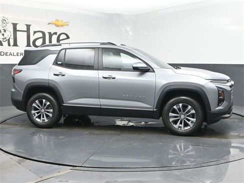 New 2026 Chevrolet Equinox LT image 1