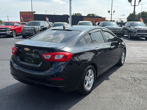 Used 2017 Chevrolet Cruze LS FWD image 5
