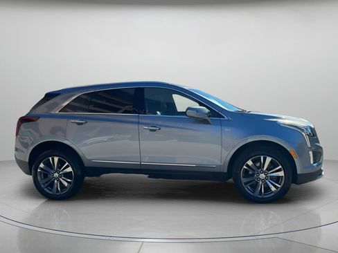 Used 2025 Cadillac XT5 Premium Luxury image 32