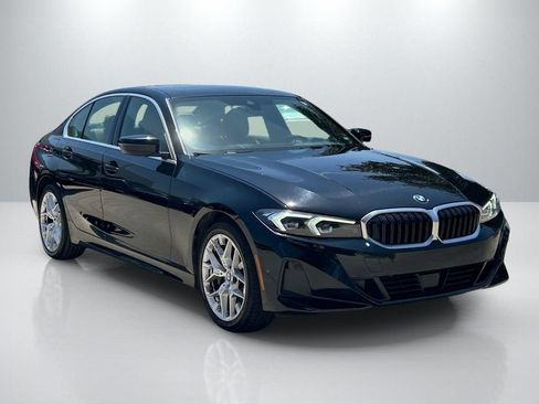 Used 2025 BMW 330i Sedan RWD image 3